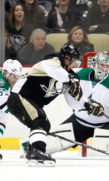Penguins bounce back behind Crosby to top Stars